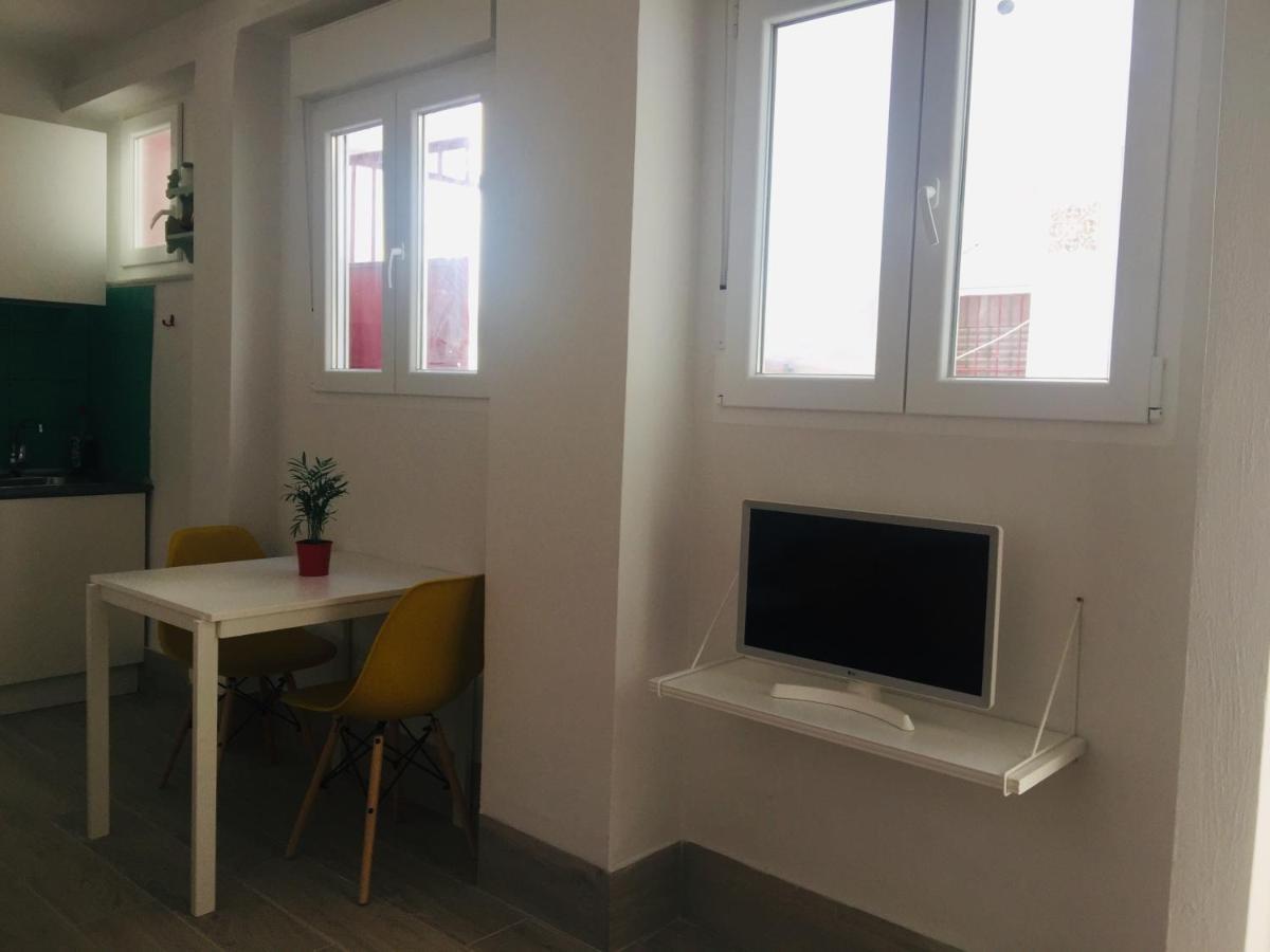 Acogedor Apartamento En Albaicin Apartment Granada Luaran gambar